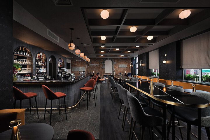 Lounge 56 of 69