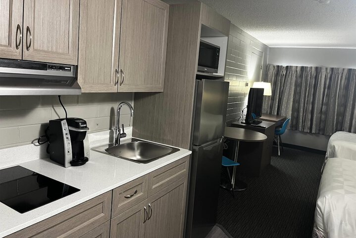Room 15 of 43