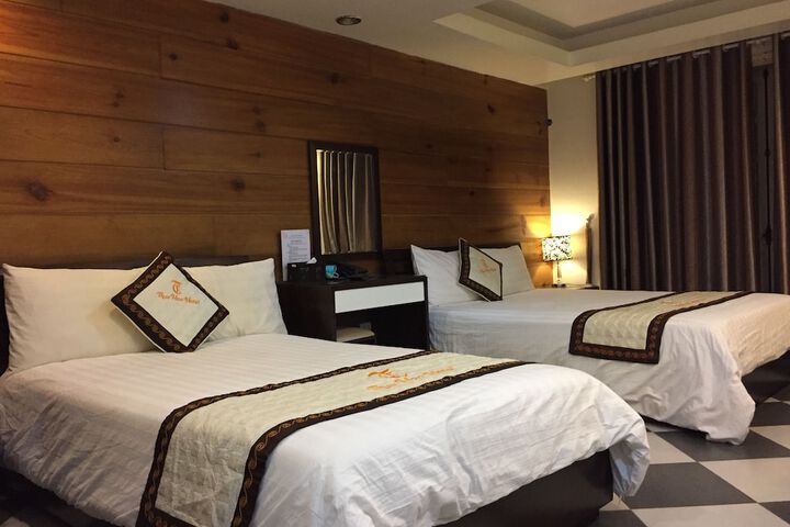 Room 3 of 37