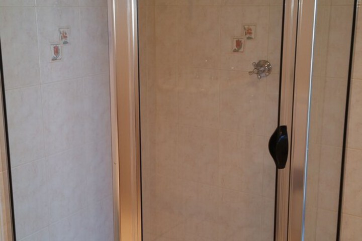 Room 4 of 54