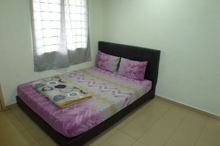 Room 13 of 24