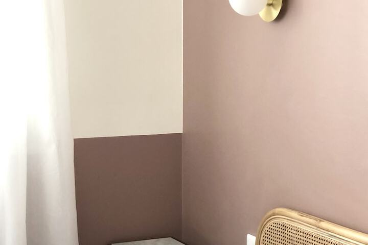 Room 6 of 60