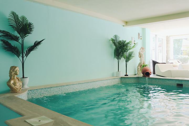 Pool 53 of 77