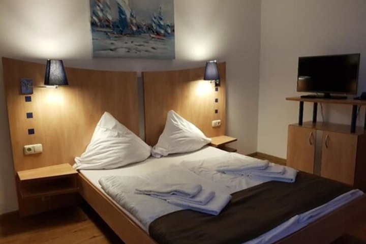 Room 10 of 59