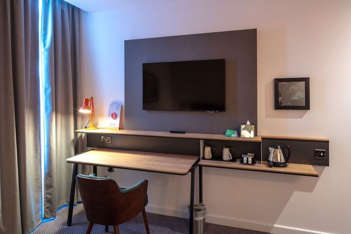 Room 22 of 62