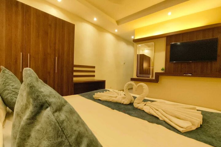 Room 18 of 31