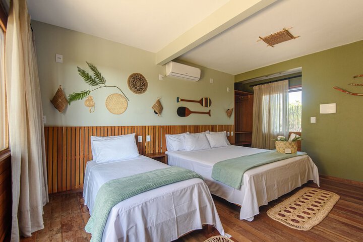 Room 2 of 65