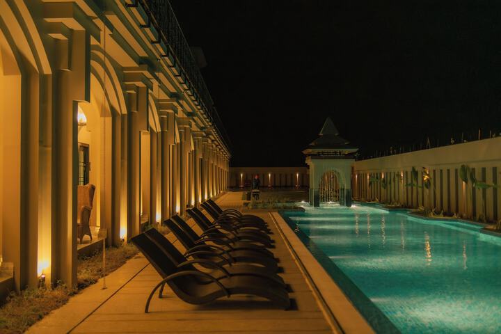 Pool 29 of 35