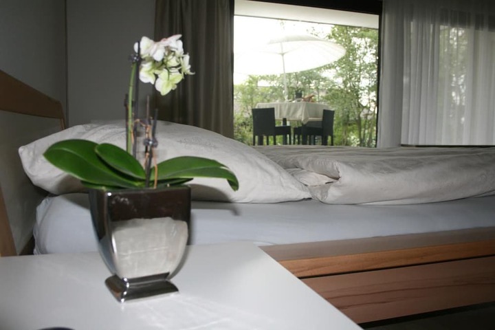 Room 5 of 20