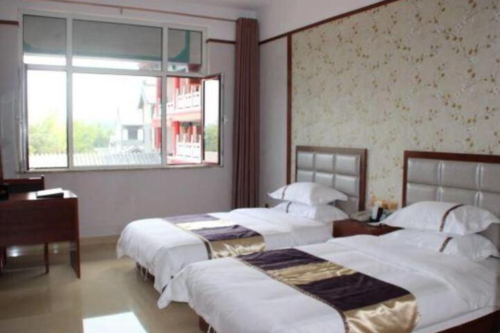 Fuyue Hotel