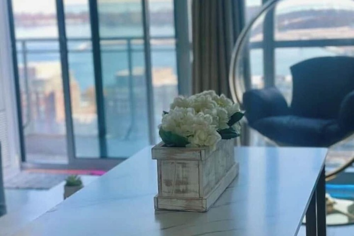 Room 8 of 37