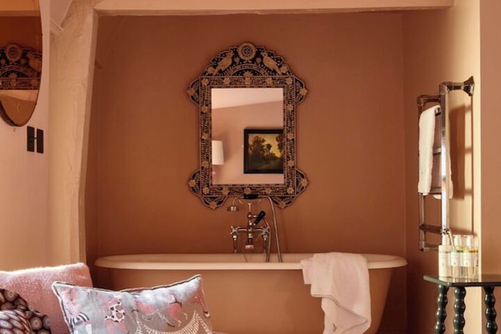 Room 49 of 75