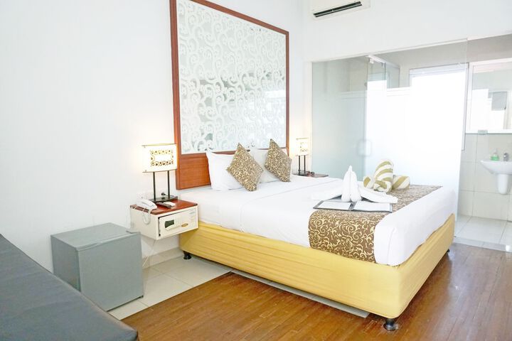 Room 8 of 41
