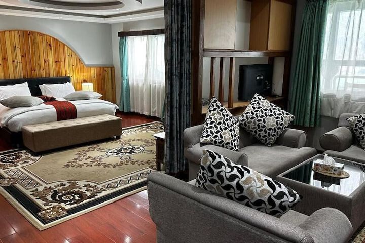Room 5 of 22