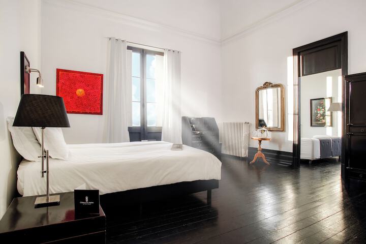 Room 34 of 115