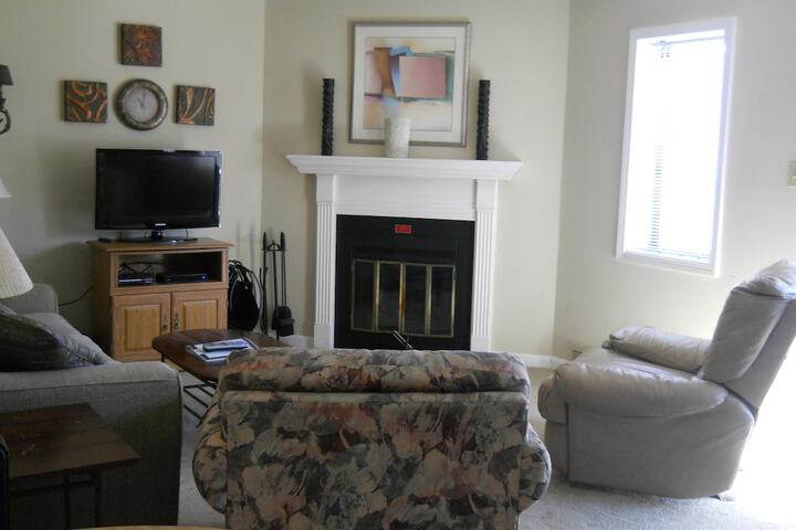 Room 8 of 13