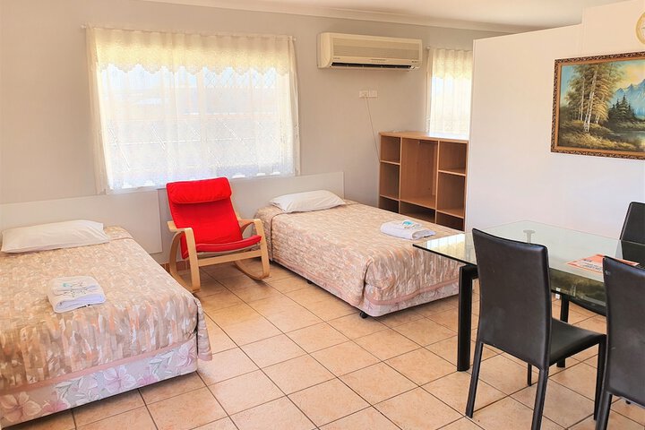 Room 25 of 57