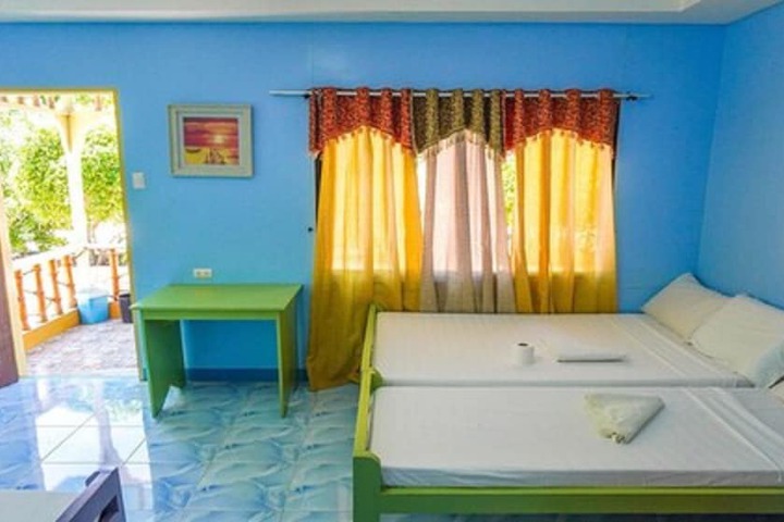 Room 4 of 29