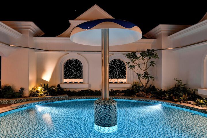 Pool 116 of 203