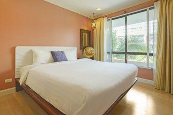 Room 34 of 80
