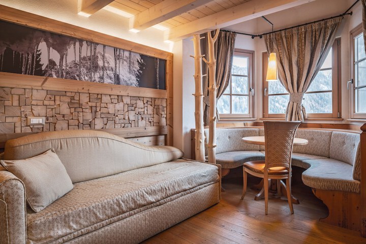 Room 21 of 110