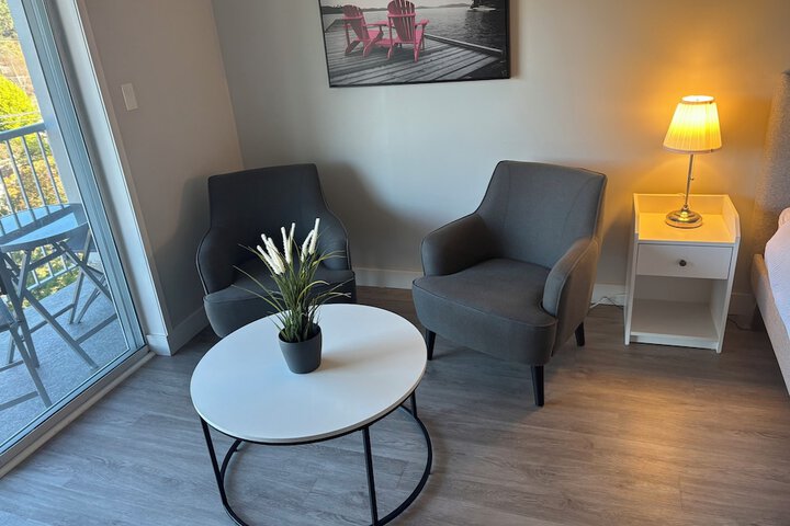 Room 12 of 48