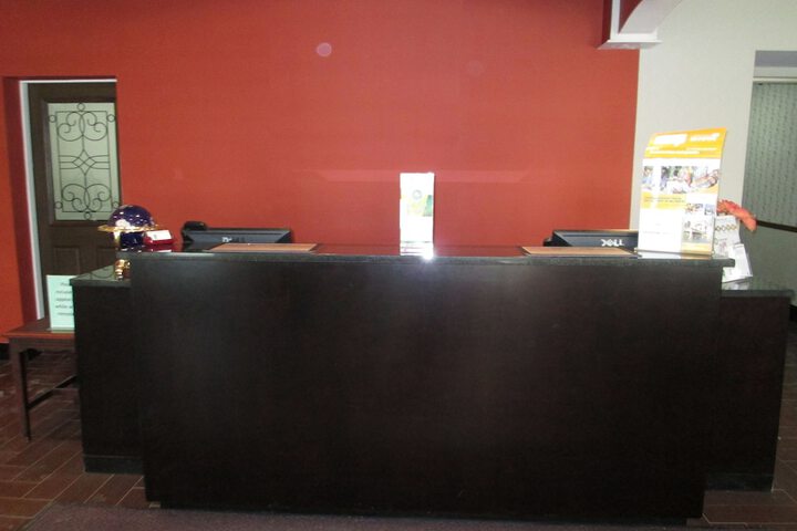 Check-in/check-out kiosk