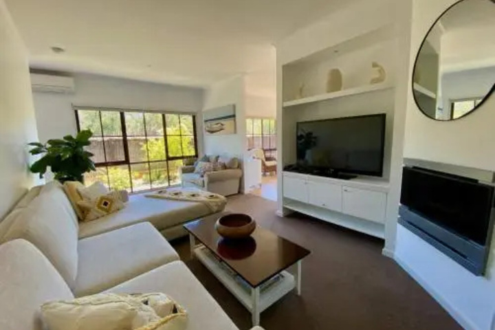 Room 3 of 19
