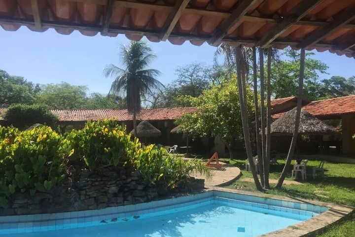 Pool 5 of 8