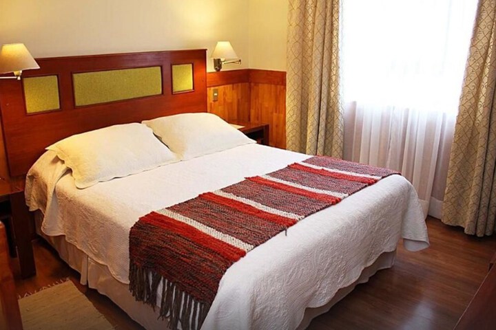 Room 6 of 34