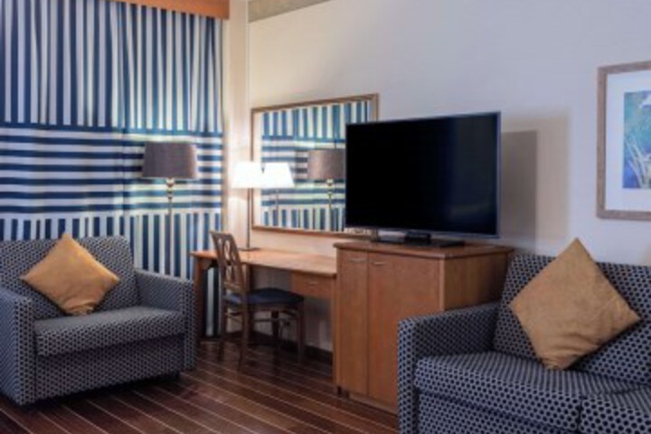 Room 12 of 119