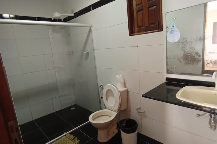 Room 14 of 20