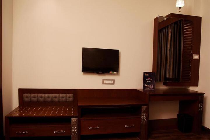 OYO 2255 HOTEL COSTA RIVER