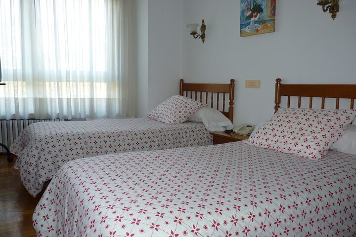 Room 10 of 50