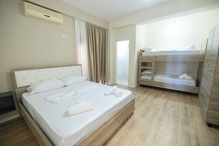 Room 41 of 110