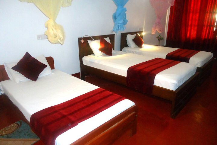 Room 5 of 24