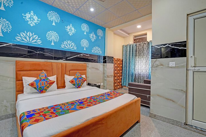 Room 14 of 21