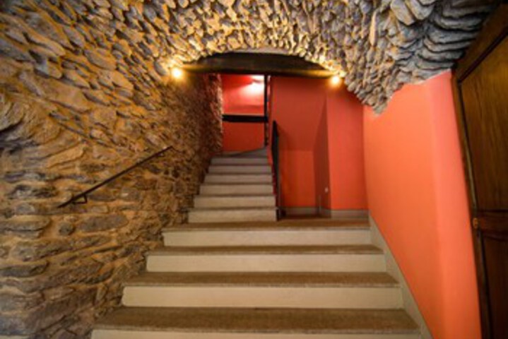 Hotel Interior 10 of 27