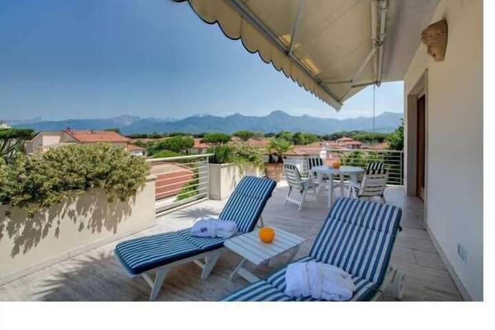 Terrace/Patio 18 of 68