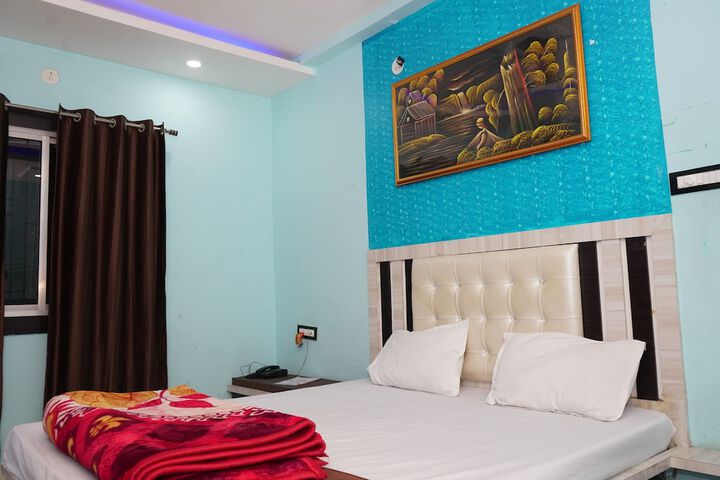 Room 15 of 27