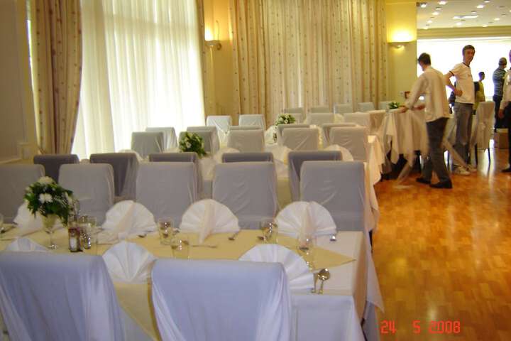 Ballroom/Hall 34 of 41