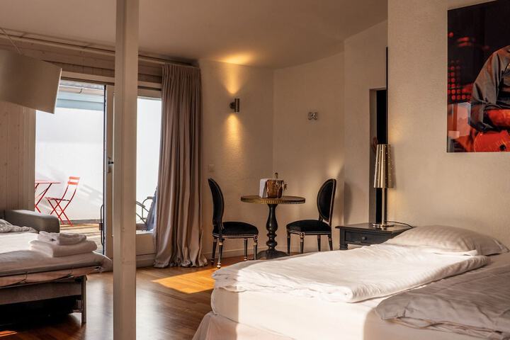 Room 21 of 114