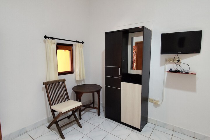 Room 12 of 43