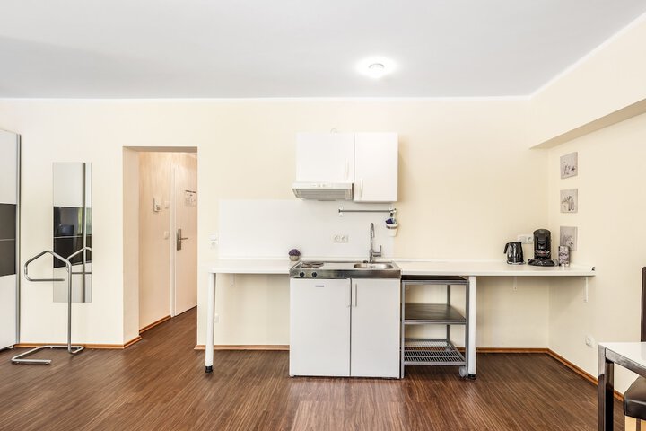 Room 16 of 61