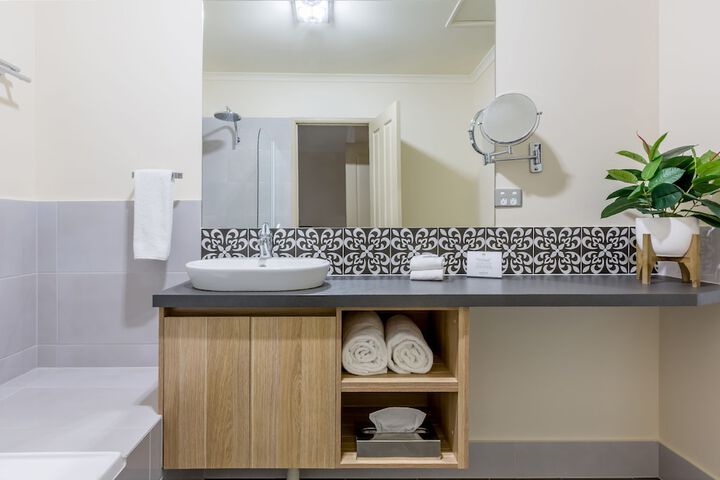 Clean Restrooms