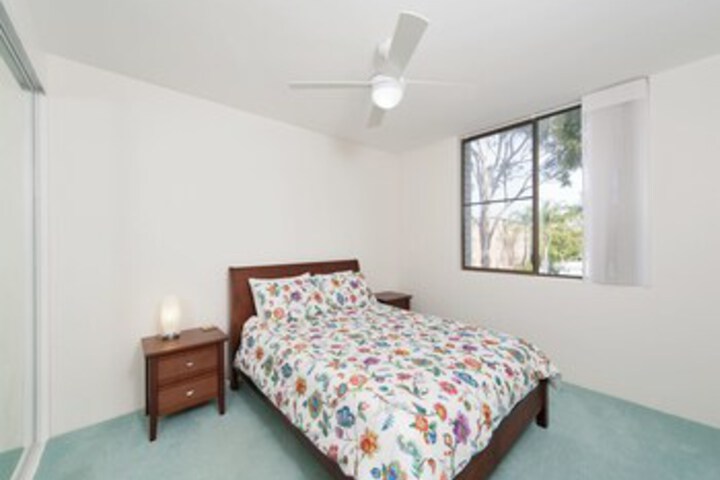 Room 7 of 15