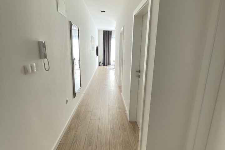 Room 30 of 67