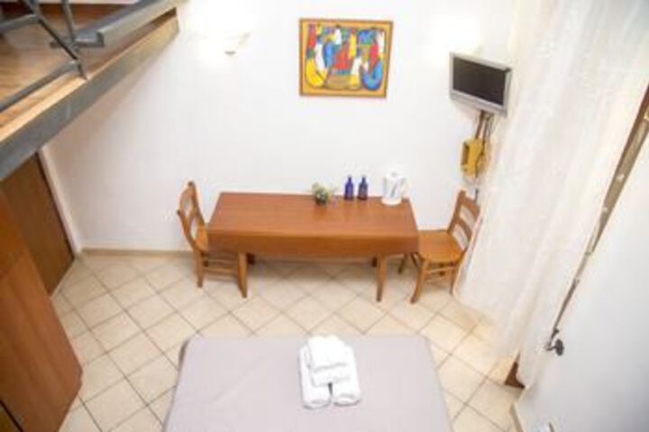 Room 58 of 160