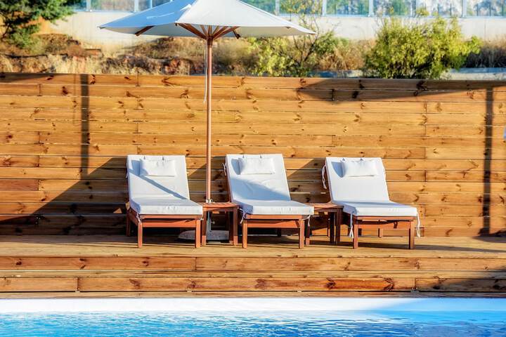 Sundeck 103 of 113