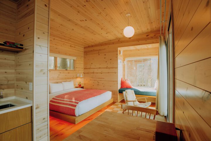 Room 17 of 64